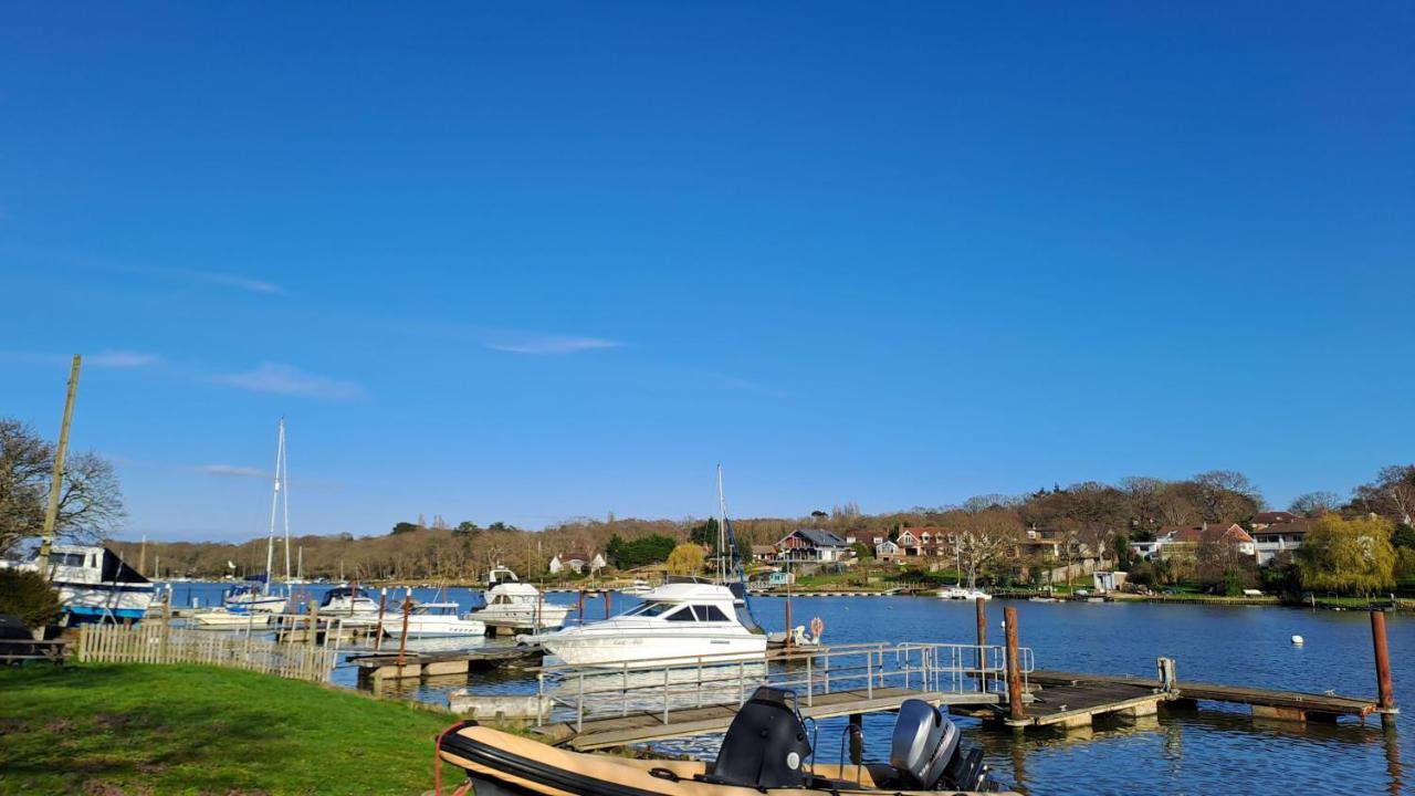 Sandown On The Creek Wootton Bridge  Εξωτερικό φωτογραφία